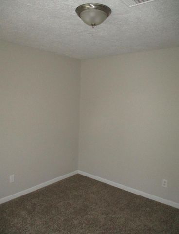 8 Lanes End Street, Baytown, TX 77520