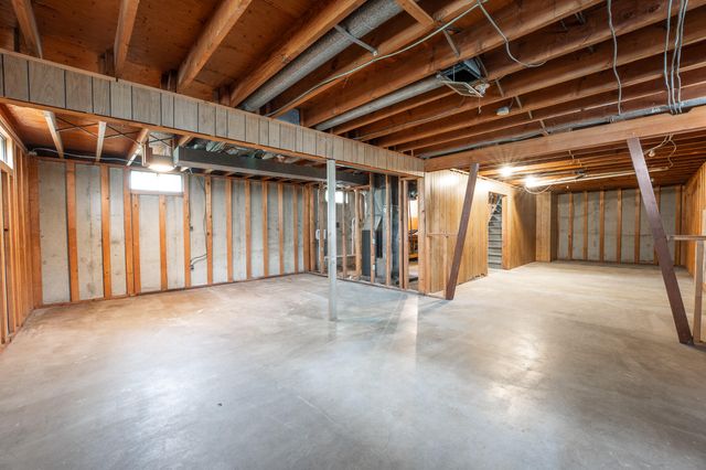 2947 Clarice Street, Kalamazoo, MI 49048