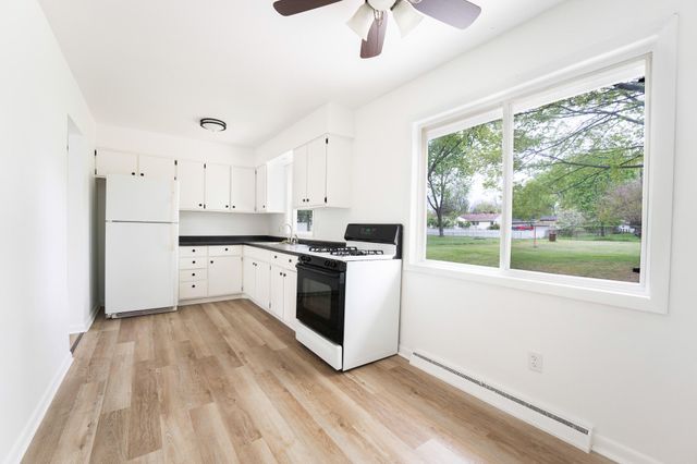 2947 Clarice Street, Kalamazoo, MI 49048