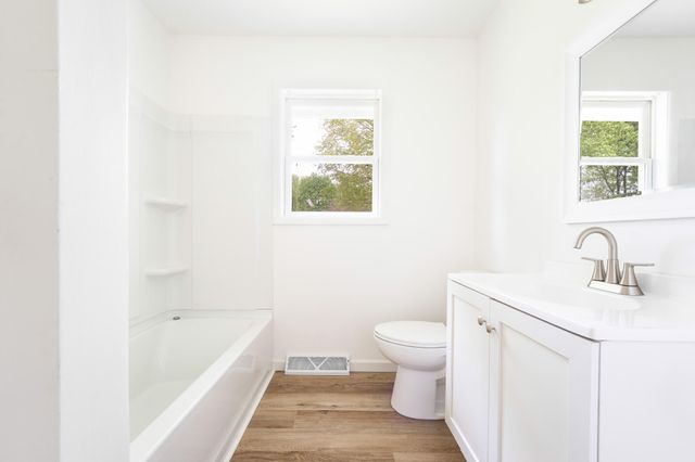 2947 Clarice Street, Kalamazoo, MI 49048