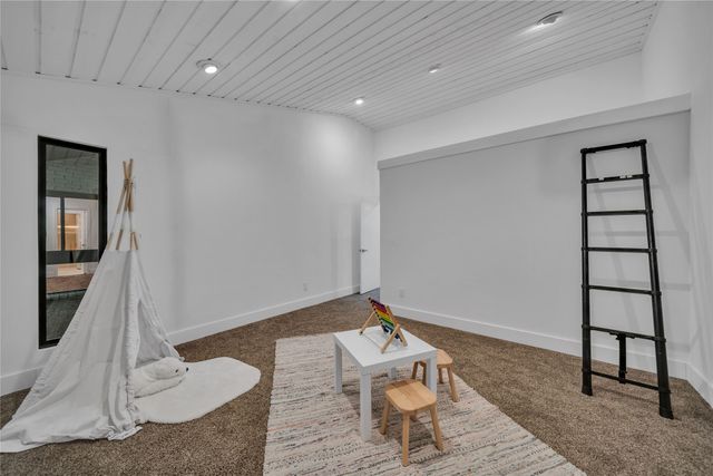7001 Rocky Top Circle, Dallas, TX 75252