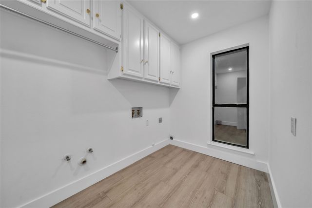 7001 Rocky Top Circle, Dallas, TX 75252