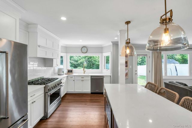 31 Jane Drive, North Babylon, NY 11703