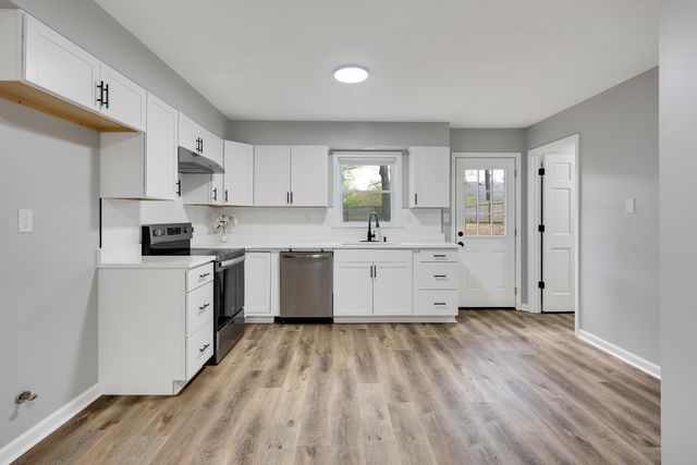 2096 ALLENBY RD, Germantown, TN 38139