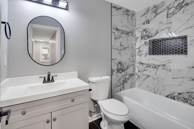 2096 ALLENBY RD, Germantown, TN 38139