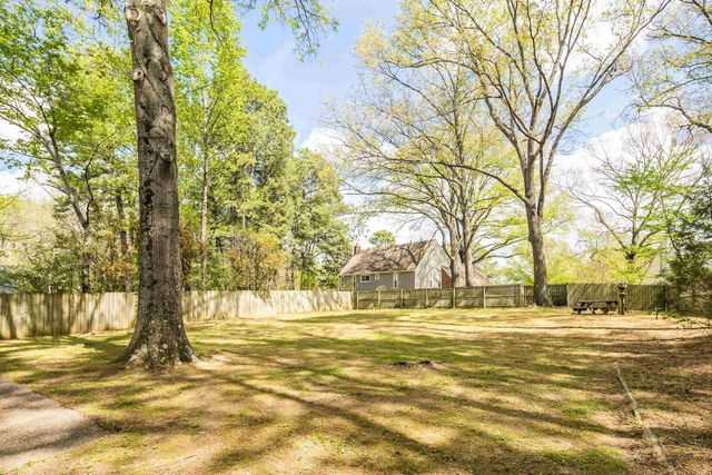 2096 ALLENBY RD, Germantown, TN 38139