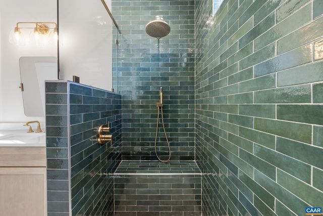 3550 DICK WOODS RD, Charlottesville, VA 22903