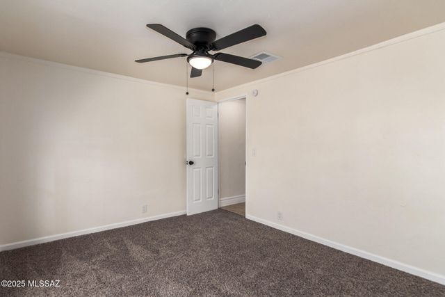 3133 N Iroquois Avenue, Tucson, AZ 85705