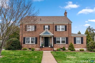 602 Park Road, West Hartford, CT 06107