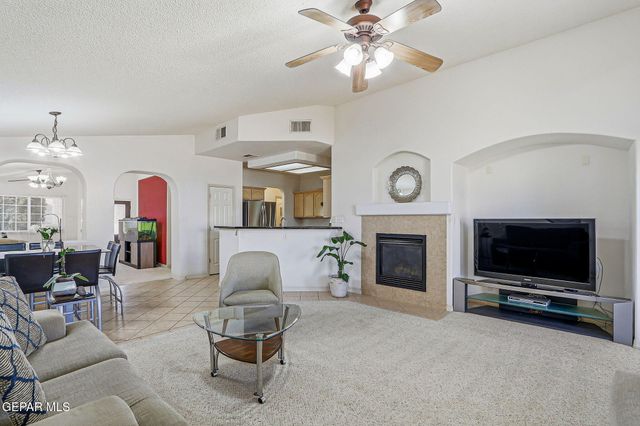 13711 Paseo Central Avenue, Horizon City, TX 79928