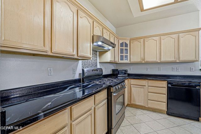 13711 Paseo Central Avenue, Horizon City, TX 79928