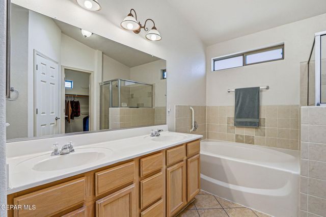 13711 Paseo Central Avenue, Horizon City, TX 79928