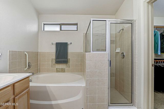 13711 Paseo Central Avenue, Horizon City, TX 79928