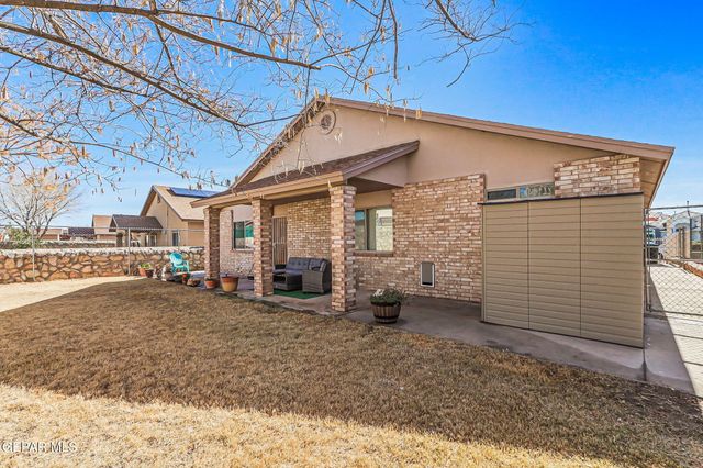 13711 Paseo Central Avenue, Horizon City, TX 79928