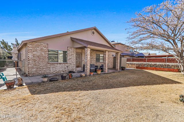13711 Paseo Central Avenue, Horizon City, TX 79928