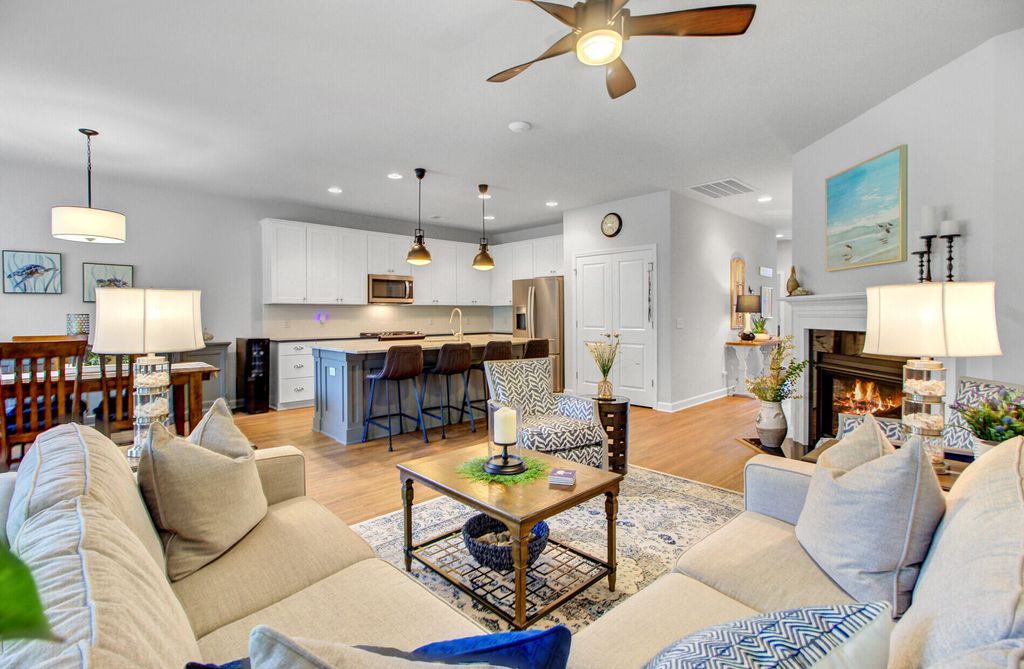 Image 1 of property listing at 1539 Thin Pine Drive, Johns Island, SC 29455