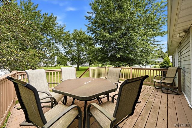 9 Partridge Walk, Lancaster, NY 14086