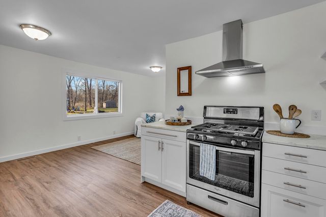 323 Sycamore Street, Jackson, MI 49202