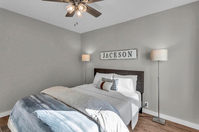 323 Sycamore Street, Jackson, MI 49202