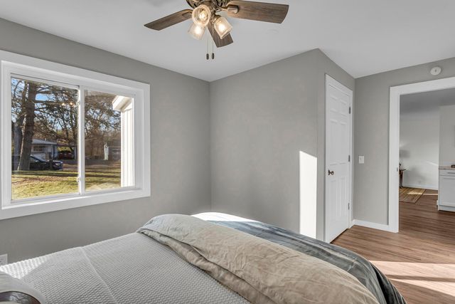 323 Sycamore Street, Jackson, MI 49202