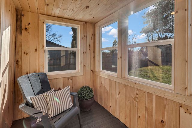 323 Sycamore Street, Jackson, MI 49202