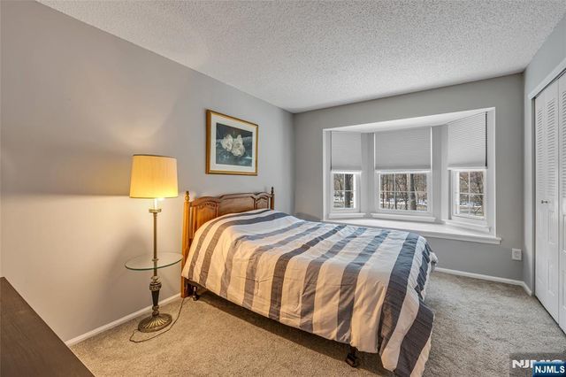 430 Poets Way 430, Mahwah, NJ 07430