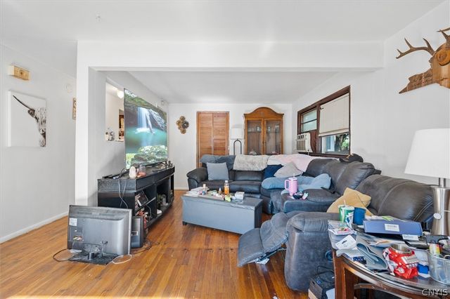 145 South Collingwood Avenue, Syracuse, NY 13206