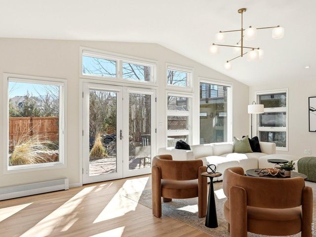 4165 17th St, Boulder, CO 80304