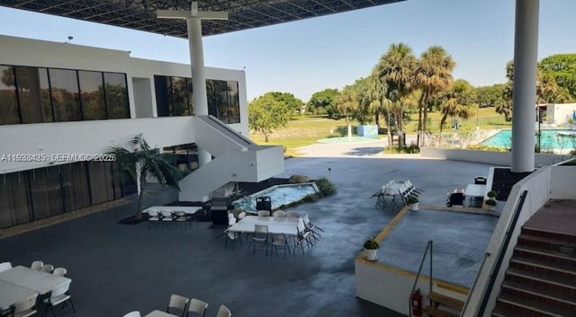 6921 Environ Blvd 6R, Lauderhill, FL 33319