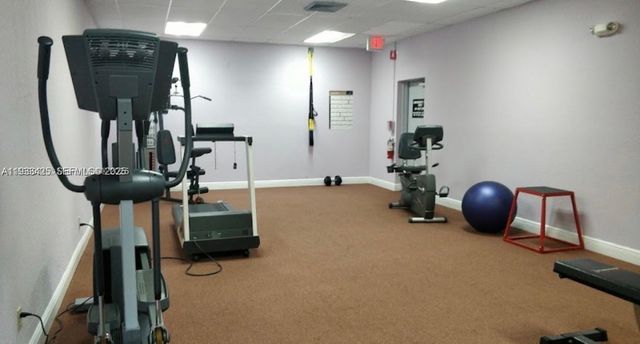 6921 Environ Blvd 6R, Lauderhill, FL 33319