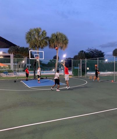 6921 Environ Blvd 6R, Lauderhill, FL 33319