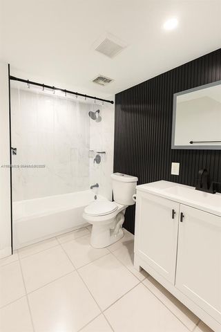 6921 Environ Blvd 6R, Lauderhill, FL 33319