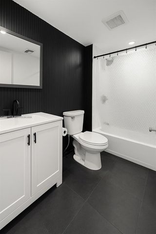 6921 Environ Blvd 6R, Lauderhill, FL 33319