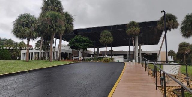 6921 Environ Blvd 6R, Lauderhill, FL 33319