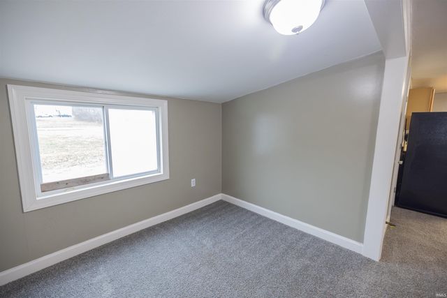 620 S Gharkey Street, Muncie, IN 47305