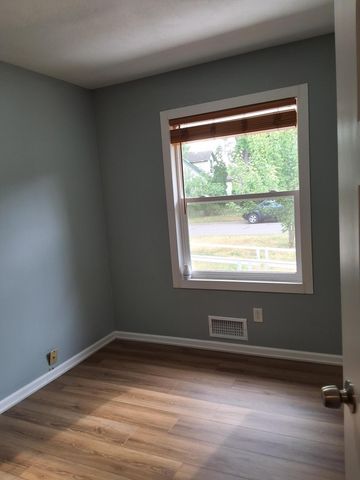 5637 Emerson Avenue N, Brooklyn Center, MN 55430