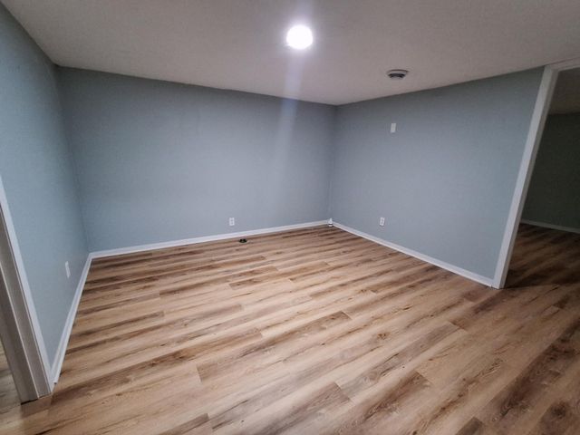 5637 Emerson Avenue N, Brooklyn Center, MN 55430
