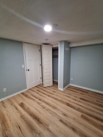 5637 Emerson Avenue N, Brooklyn Center, MN 55430