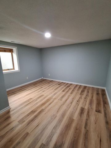 5637 Emerson Avenue N, Brooklyn Center, MN 55430