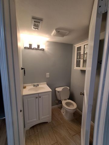 5637 Emerson Avenue N, Brooklyn Center, MN 55430