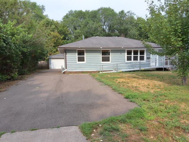 5637 Emerson Avenue N, Brooklyn Center, MN 55430