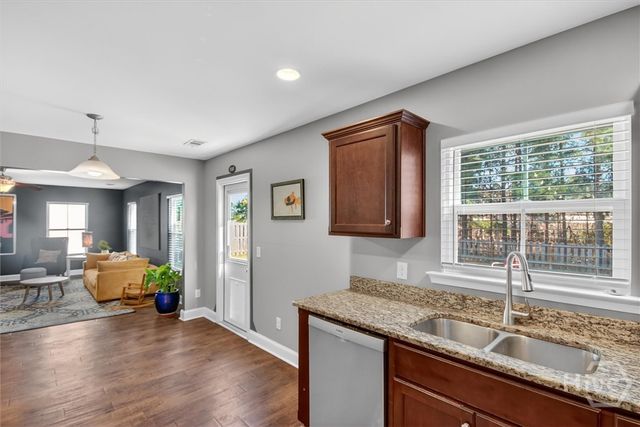 143 Waverly Way, Savannah, GA 31407