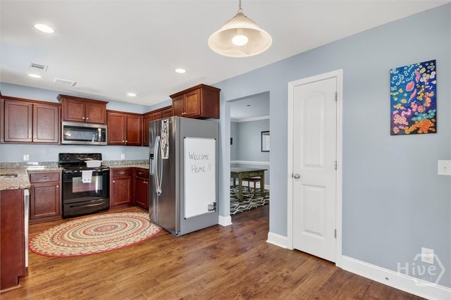 143 Waverly Way, Savannah, GA 31407