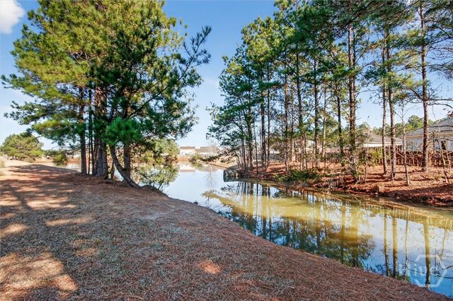 143 Waverly Way, Savannah, GA 31407