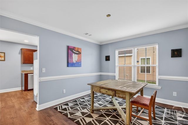 143 Waverly Way, Savannah, GA 31407