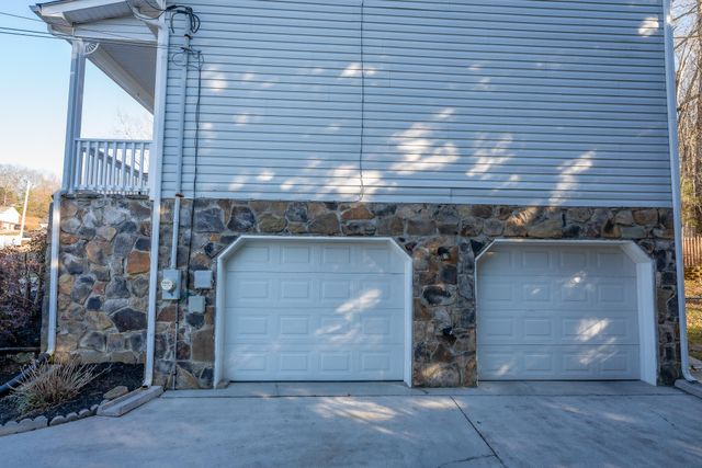 49 W Pine Drive, Ringgold, GA 30736