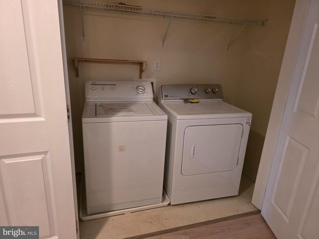 317 HARBOUR BLVD, Cinnaminson, NJ 08077