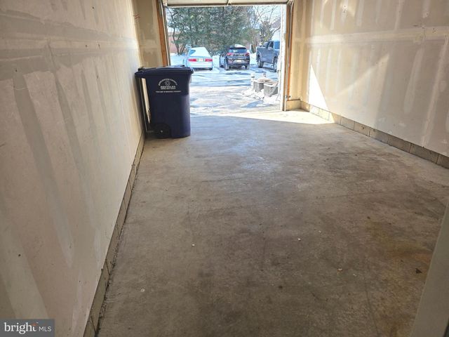 317 HARBOUR BLVD, Cinnaminson, NJ 08077