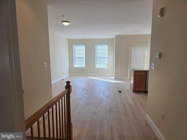 317 HARBOUR BLVD, Cinnaminson, NJ 08077