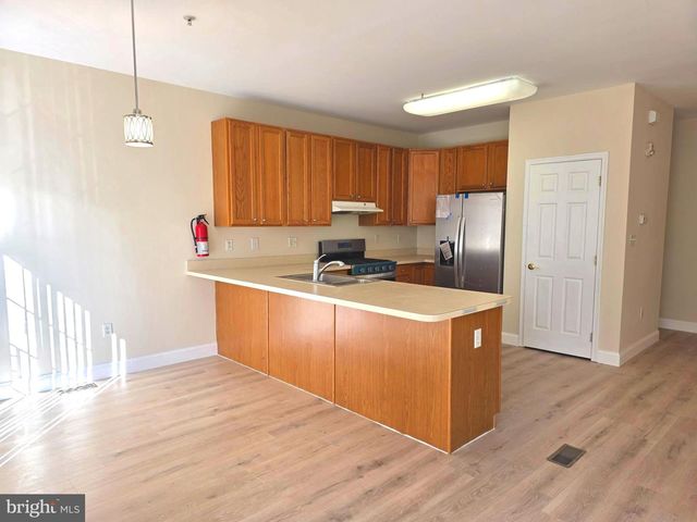 317 HARBOUR BLVD, Cinnaminson, NJ 08077